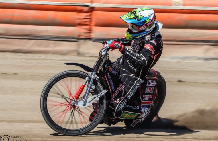 Wysłuchane prośby kibiców i ryzykowna gra zawodnikami u24