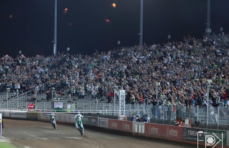 Lider PGE Ekstraligi poległ z rozpędzonym Włókniarzem (galeria)