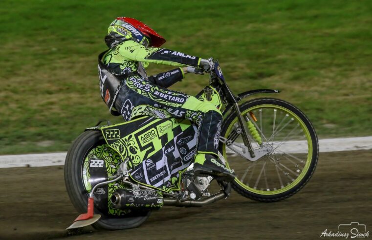 Bauhaus-Ligan. Pogrom w Hallstavik. Dobry występ Polaków