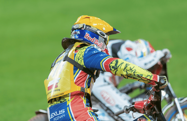 SpeedwayLigaen. Walka z torem w Outrup. Zwycięskie Region Varde