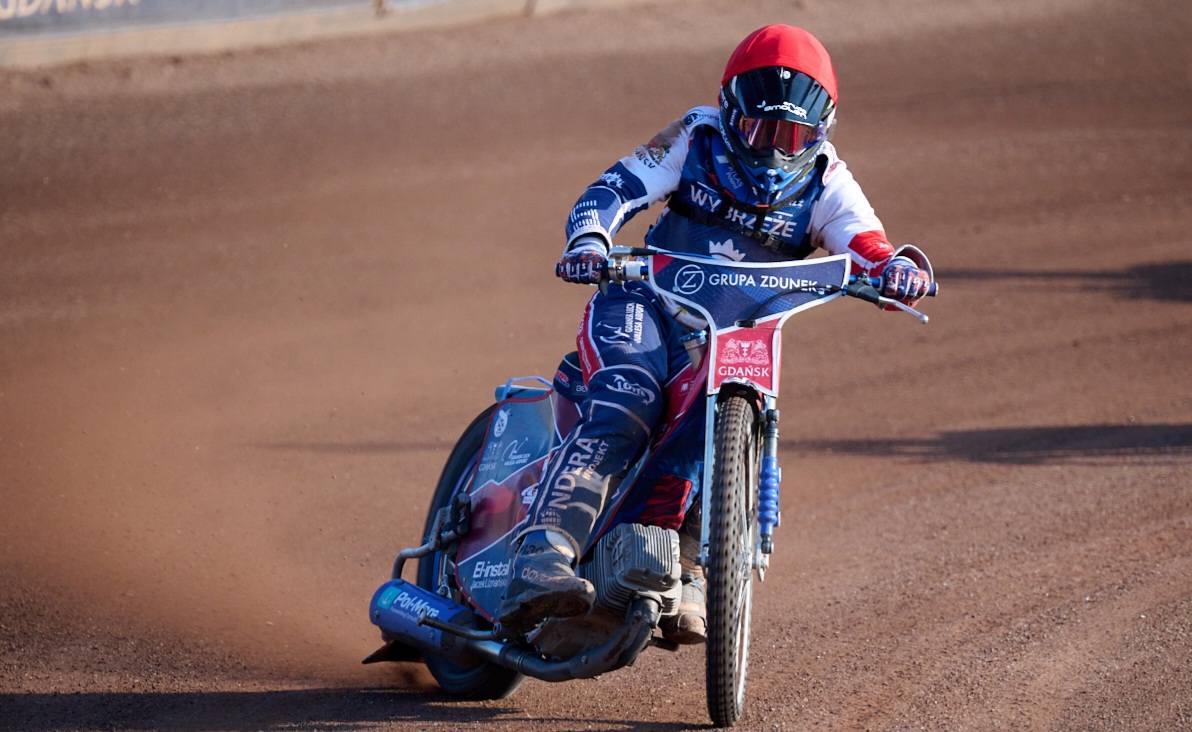 Eryk Kamiński wygrał turniej w Lipsku! Dobre występy Polaków